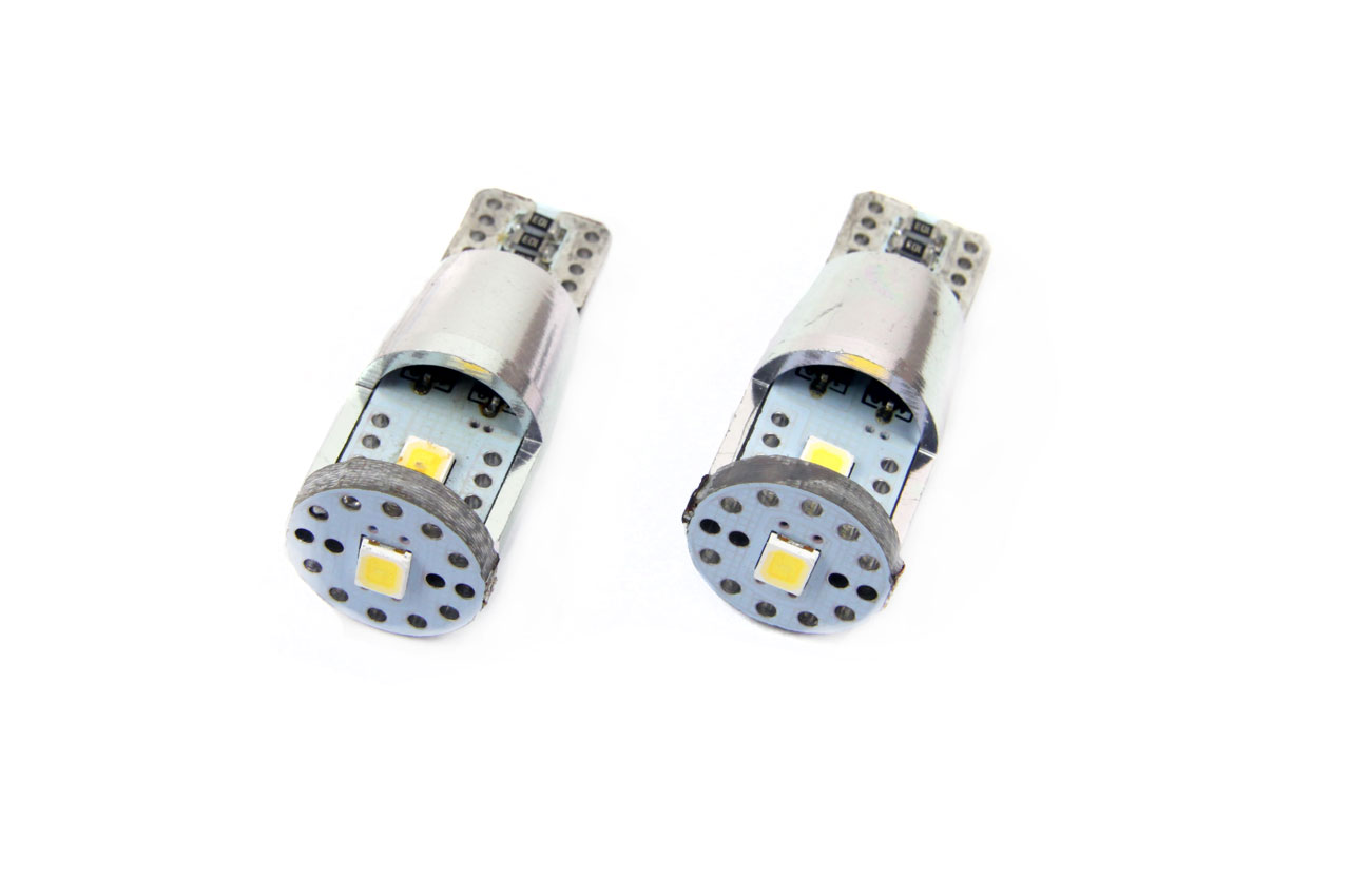 Set becuri auto cu LED CANBUS compatibil T10e W5W 3 SMD ALU Alb 12V/24V, destinat competitiilor auto sau off-road